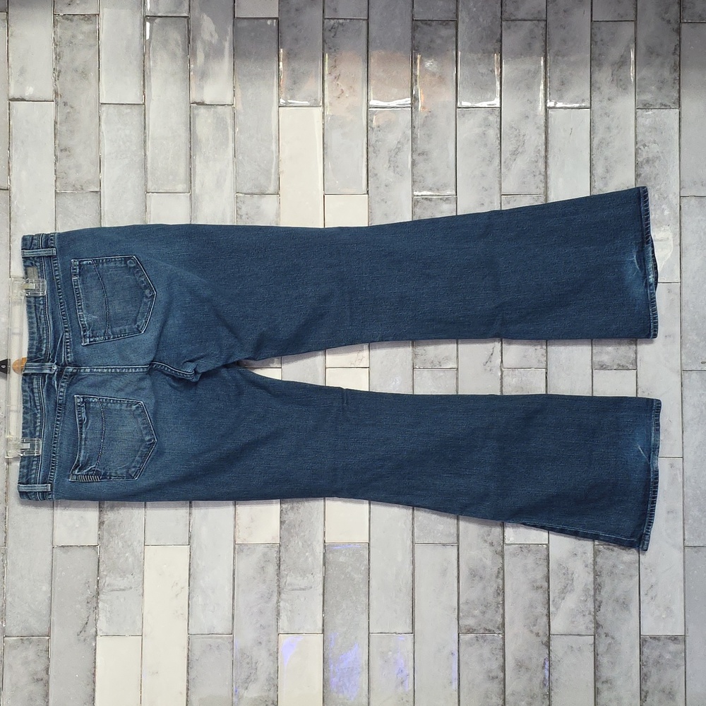 PAIGE Montecito Flare & Wide Leg Jeans Size 32 - Picture 4 of 8